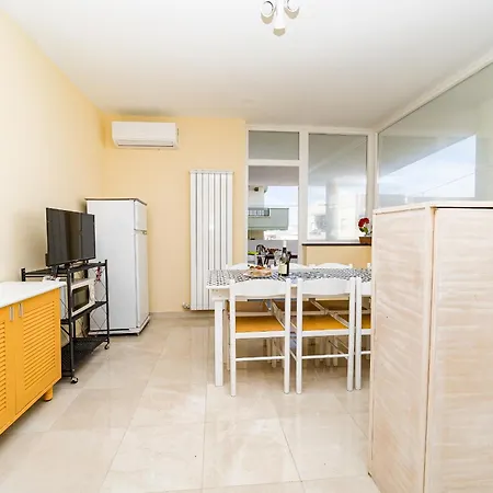 Venezia Rooftop - Center - Big Balcony *