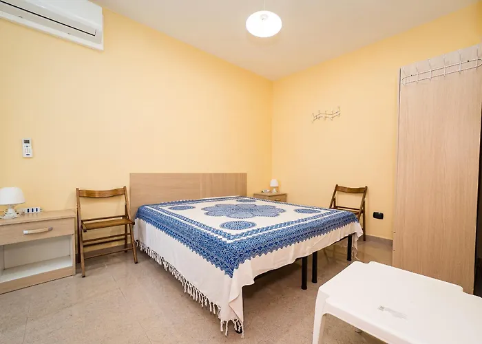 Venezia Rooftop - Center - Big Balcony - By Click Salento Апартаменти *