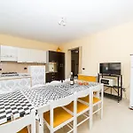 Apartment Venezia Rooftop - Center - Big Balcony - By Click Salento *