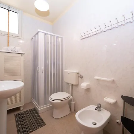 Venezia Rooftop - Center - Big Balcony