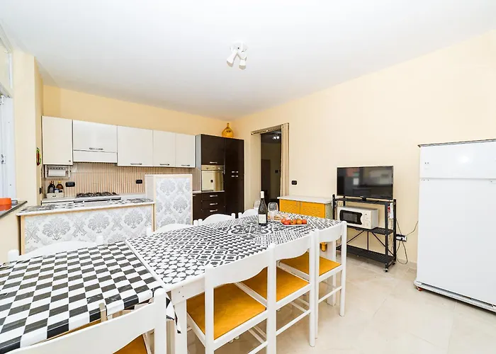 Apartment Venezia Rooftop - Center - Big Balcony - By Click Salento *