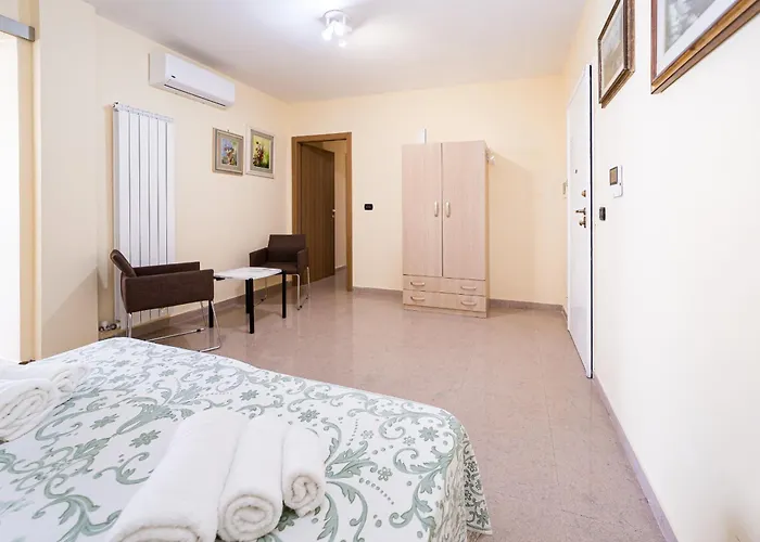 Apartment Venezia Rooftop - Center - Big Balcony - By Click Salento *